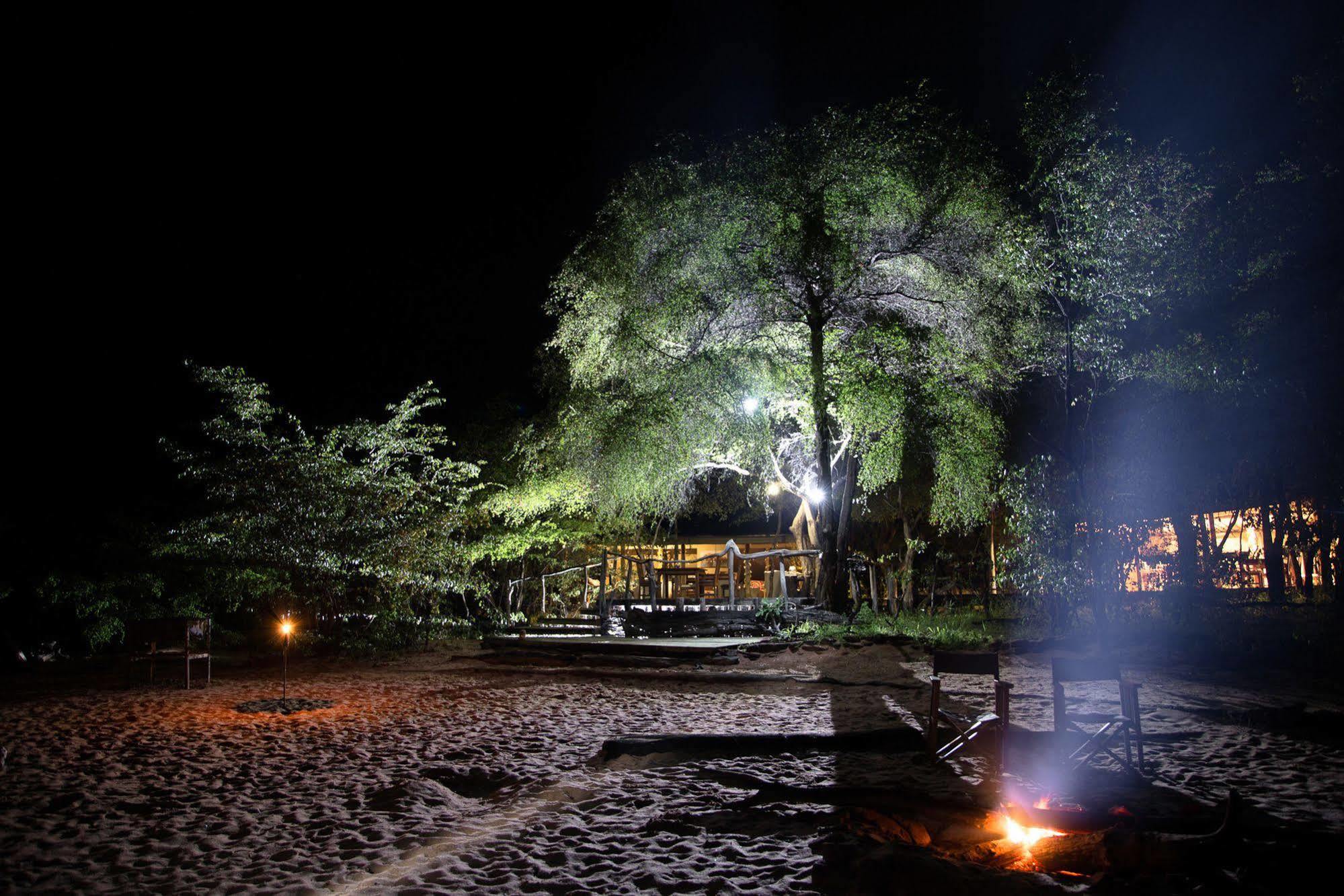 Changa Safari Camp Matusadona National Park Buitenkant foto